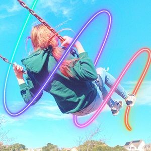 Meet your Posher, Della